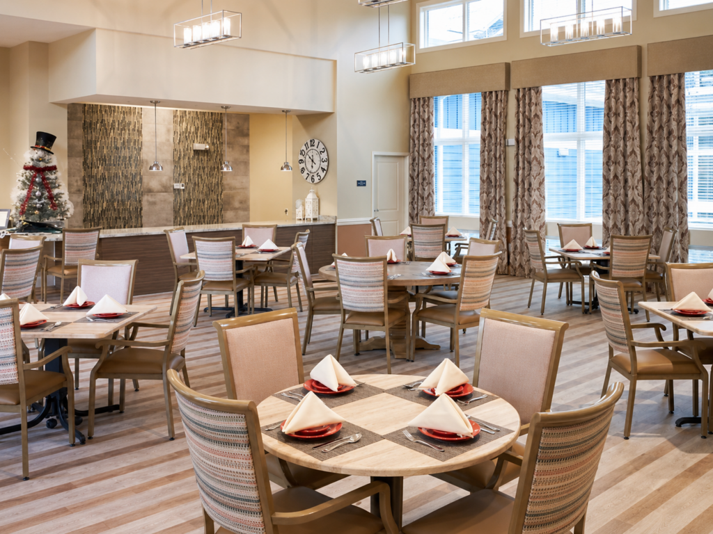 Calveria Living at Berryville Dining Room